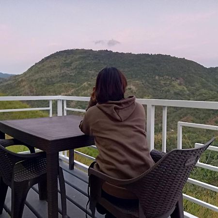 Mira Agropark Hotel Tanay Buitenkant foto