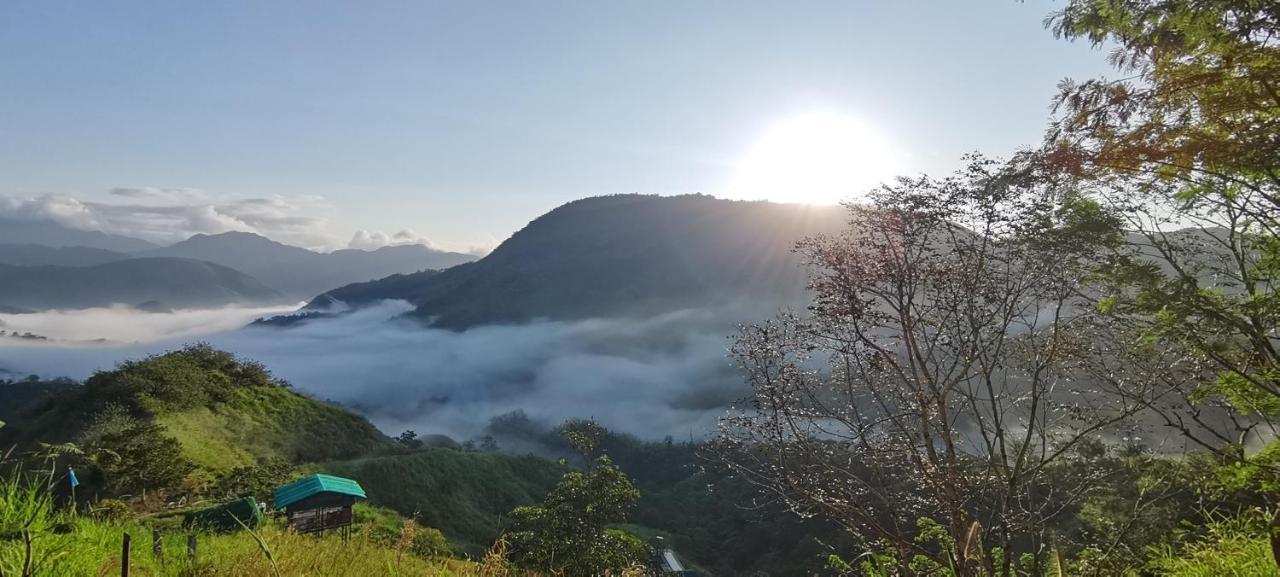 Mira Agropark Hotel Tanay Buitenkant foto